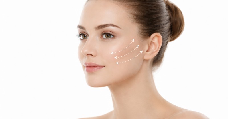 Mini Yüz Germe Kimler İçin Yeterli Olmaz?