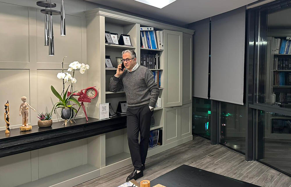 صورة بورتريه لد. أوجوزهان أيدوغدو